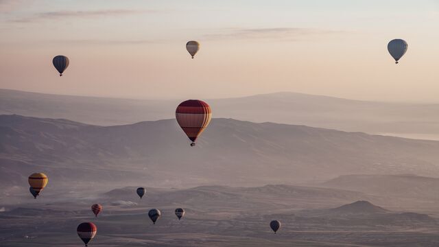 Money bag with bills and coins icon - 640x360